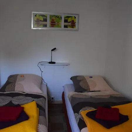 Helga Janzen Appartement *